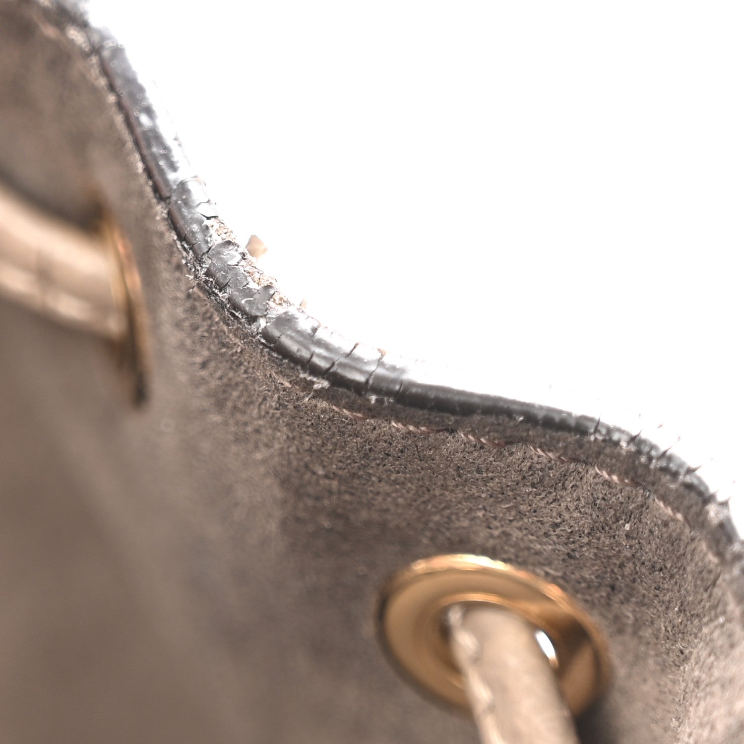Vitello Cruise F is Fendi Mini Mon Tresor Bucket Bag Tortora