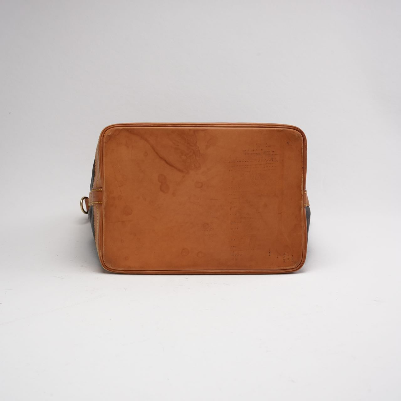 Louis Vuitton Noé Grand 2013 Monogram Canvas