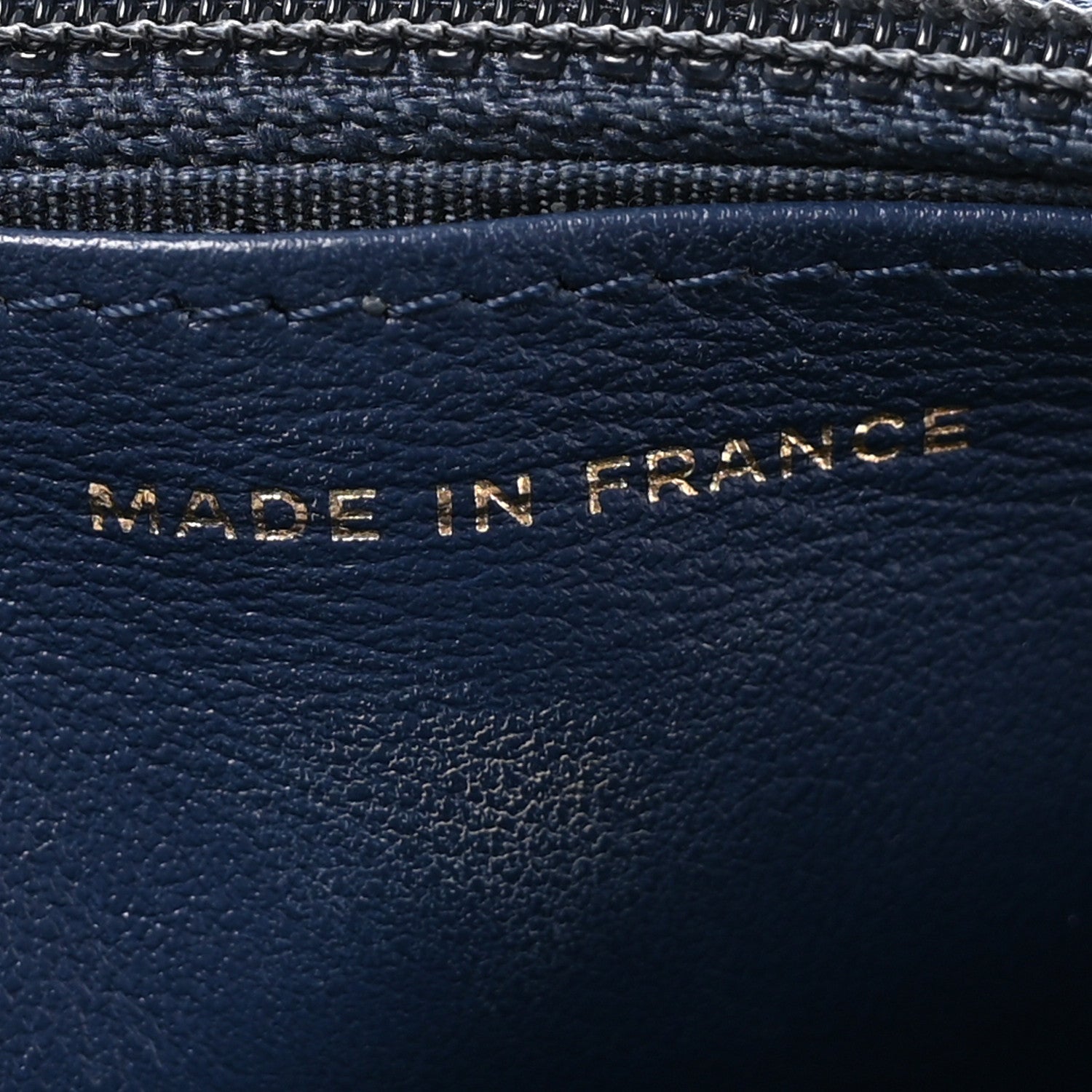 Caviar Quilted Boy Wallet On Chain WOC Navy