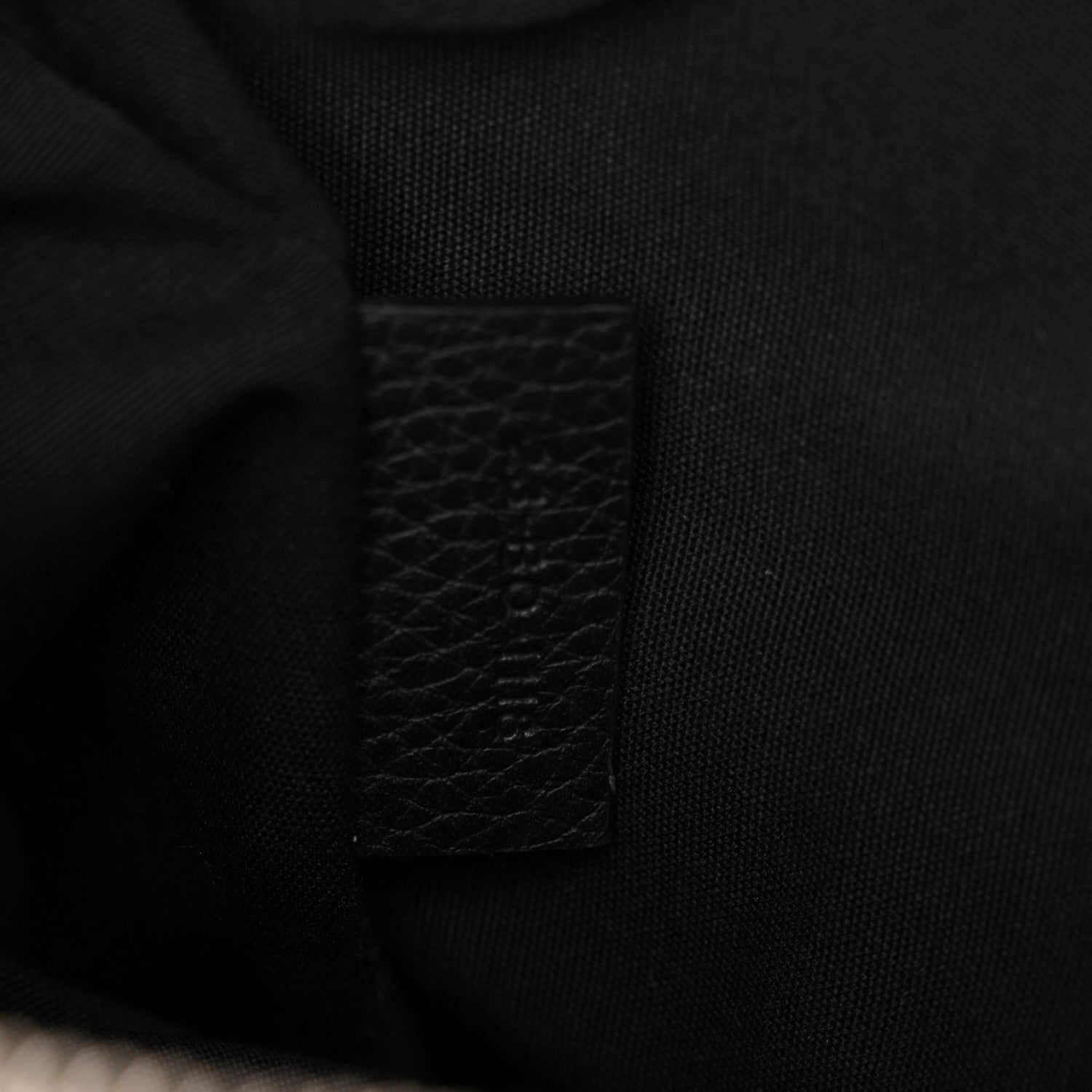 Grained Calfskin Mens Saddle Bag Black