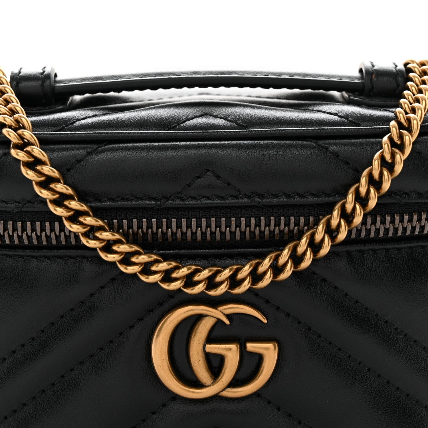 Calfskin Matelasse Chevron Mini GG Marmont Top Handle Bag Black
