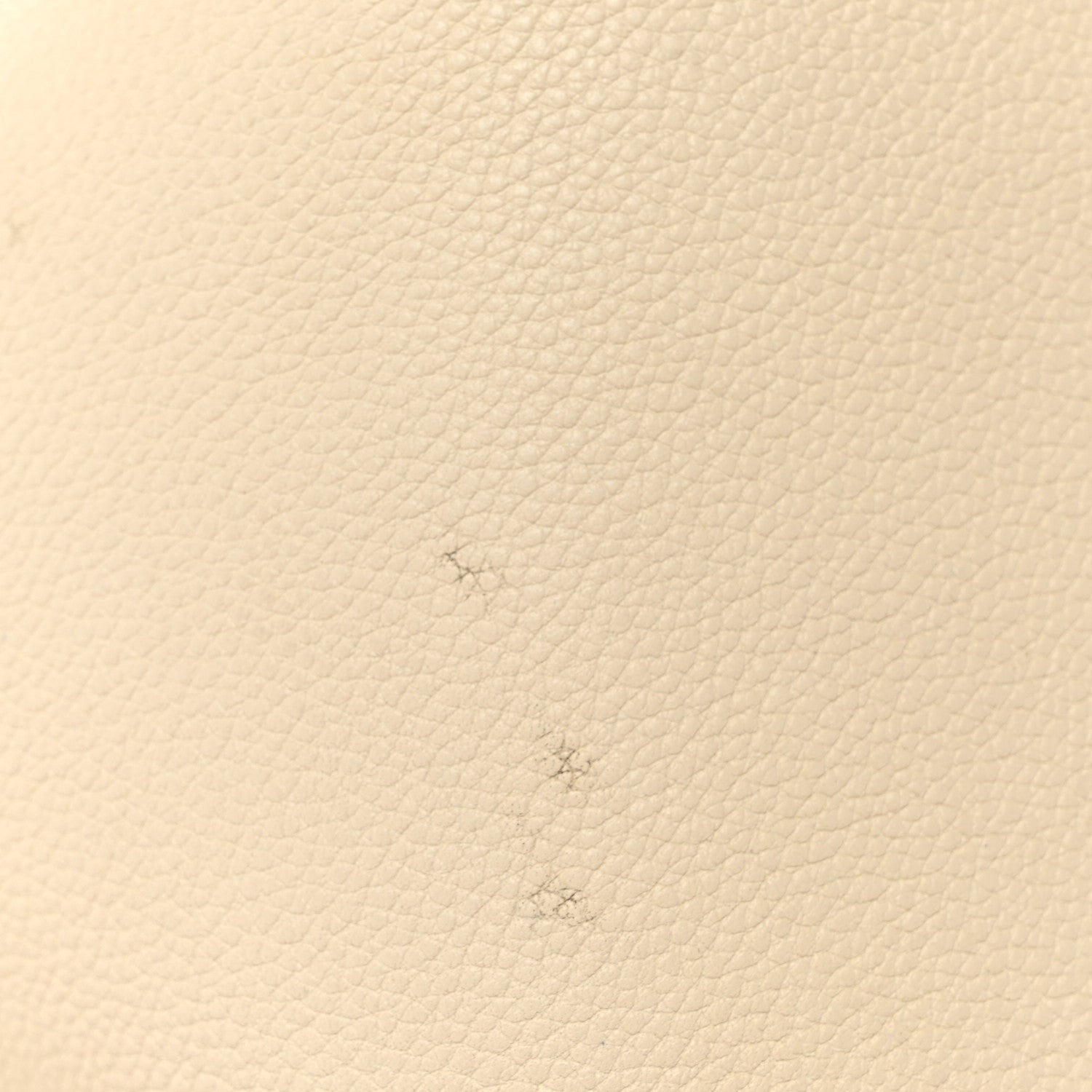 Soft Grained Calfskin Small Belt Cabas Phantom Cream