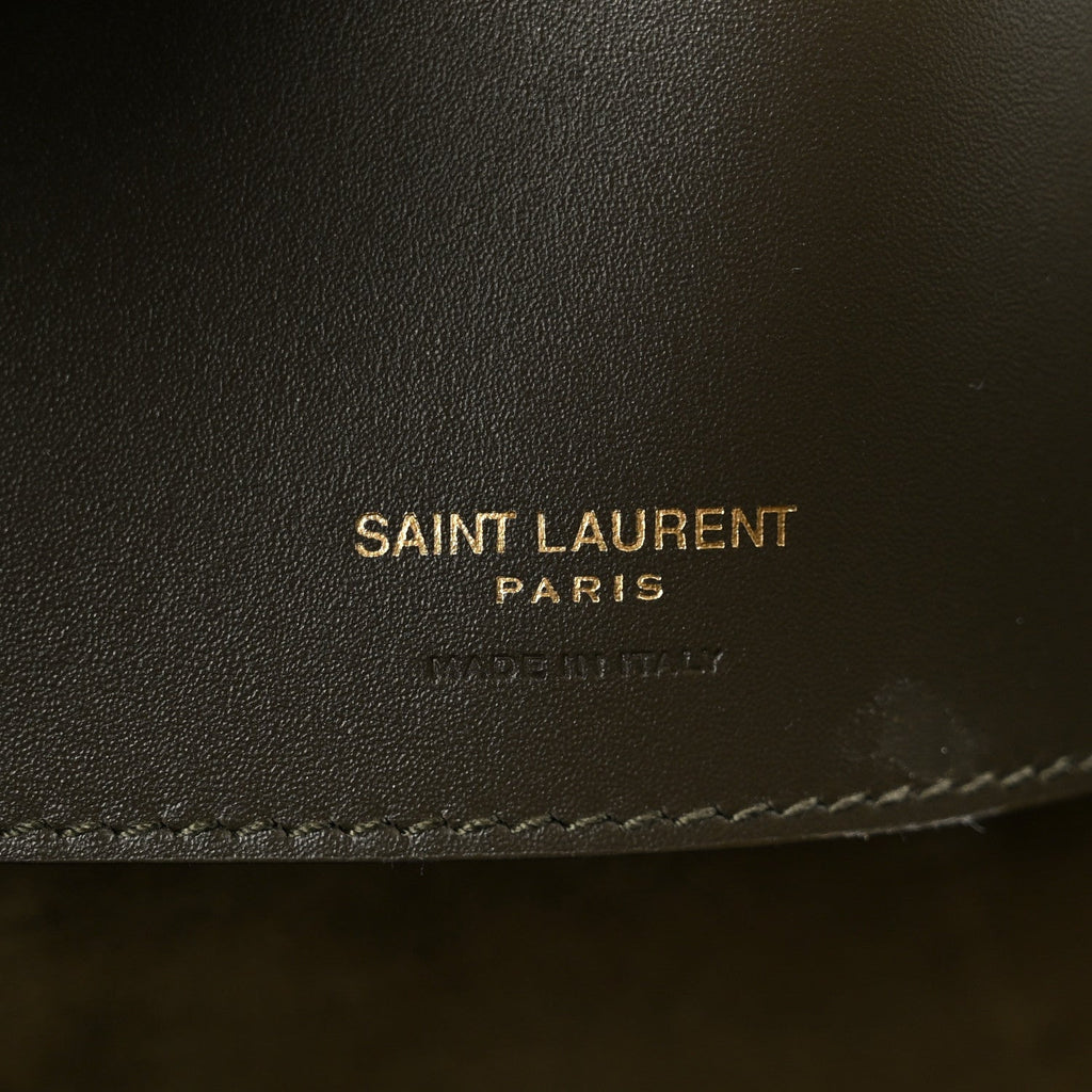 Shiny Calfskin Le 37 Bucket Bag Deep Musk