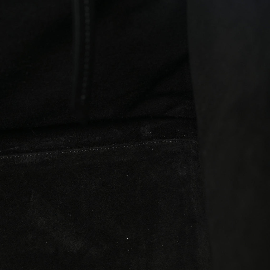 Grained Calfskin Medium Phantom Luggage Black