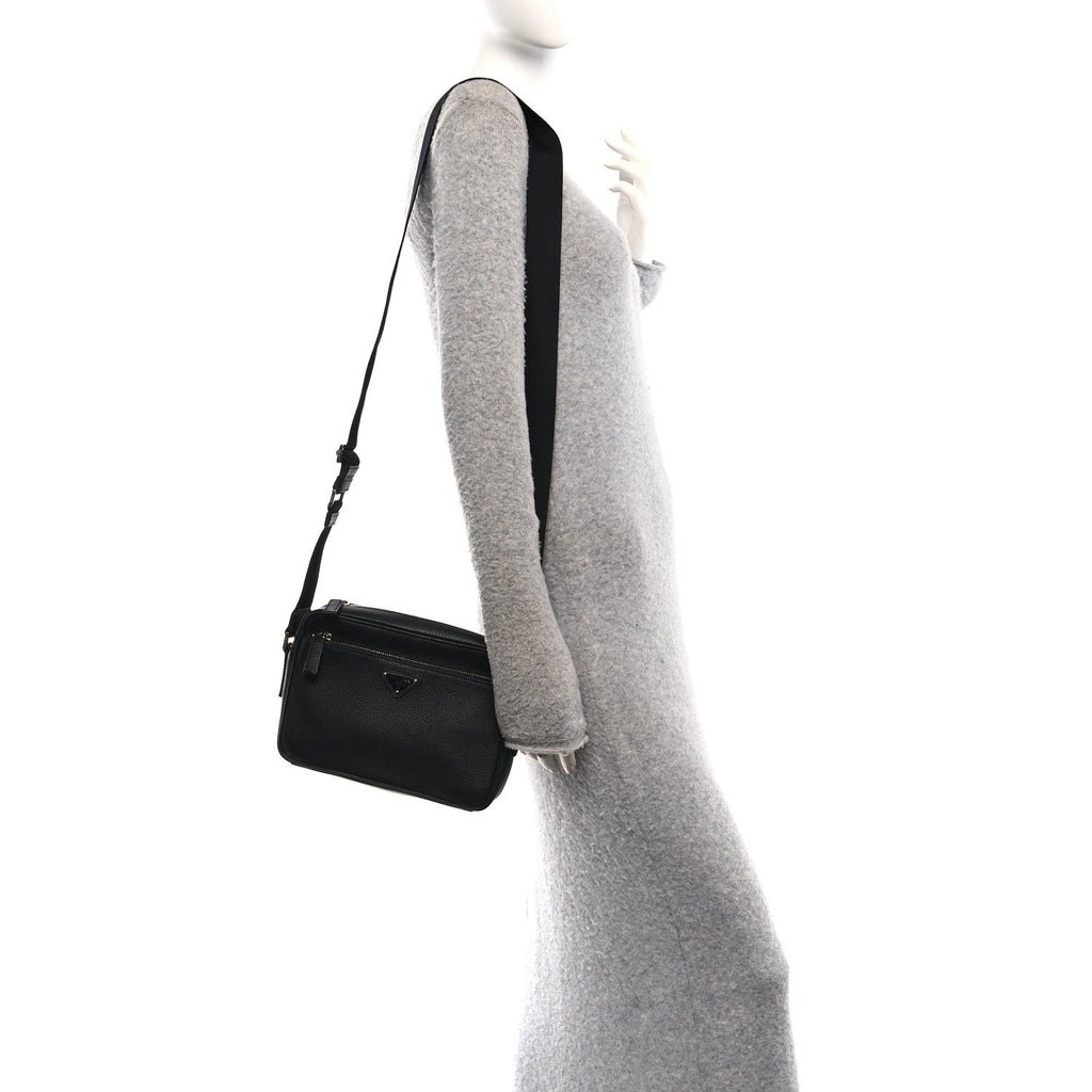 Vitello Daino Zip Shoulder Bag Black