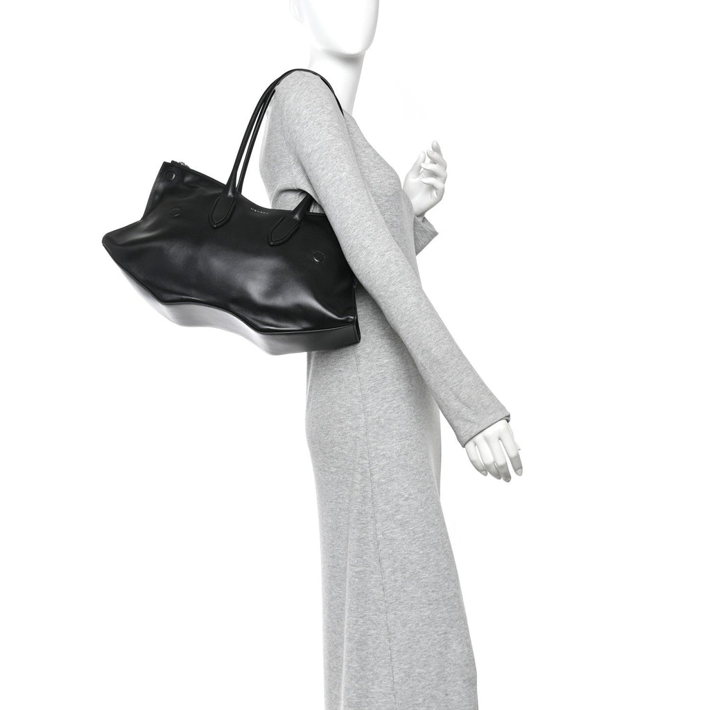 Calfskin The Manta Bag Black