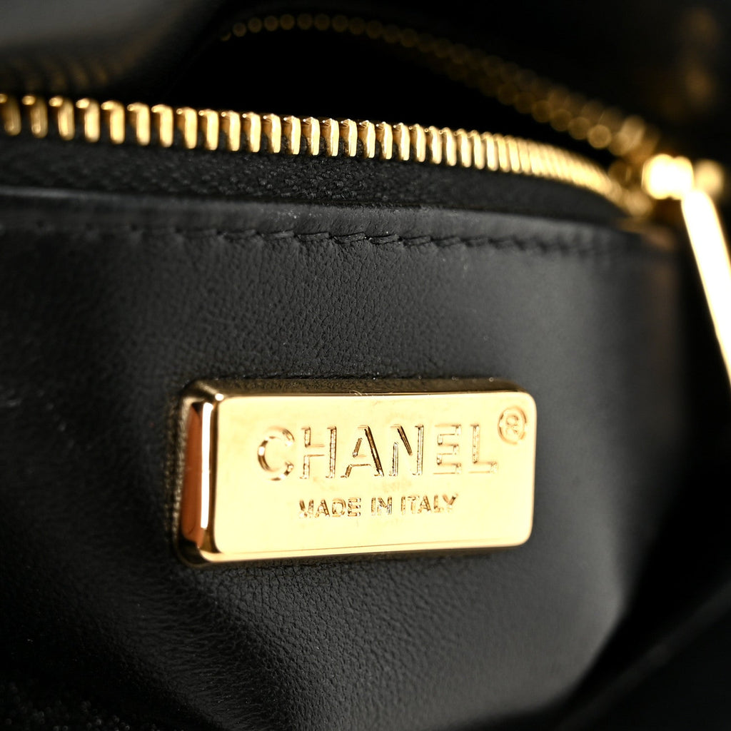 Sequin Logo CC Small Single Flap Black Multicolor