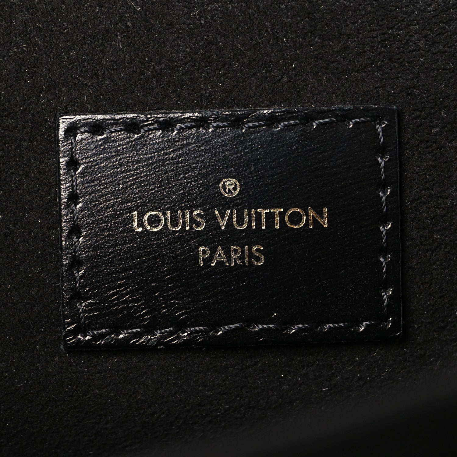 Reverse Monogram Pochette Metis