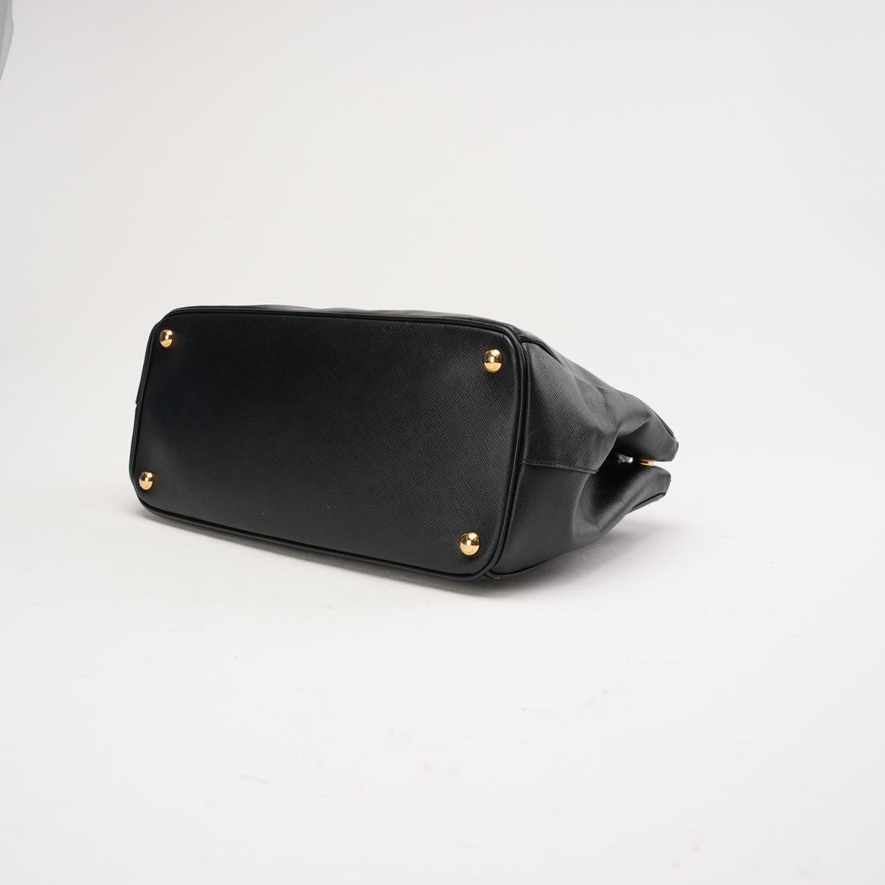 Prada Saffiano Medium Galleria Zip Tote Leather Black