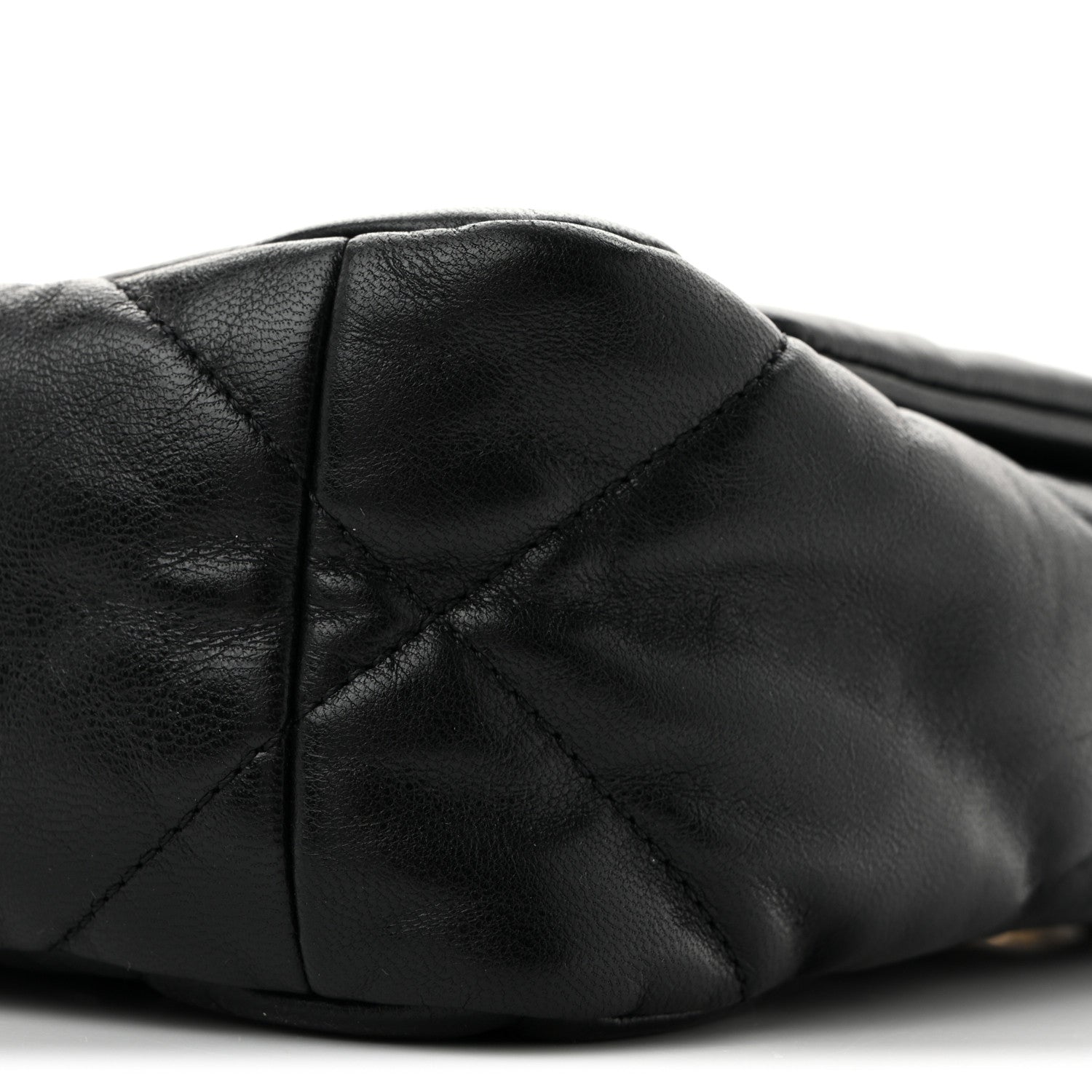 Goatskin Quilted Medium Chanel 19 Flap Black