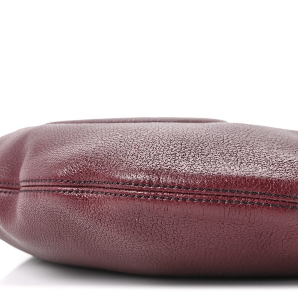 Pebbled Calfskin Medium Soho Hobo Scarlatto