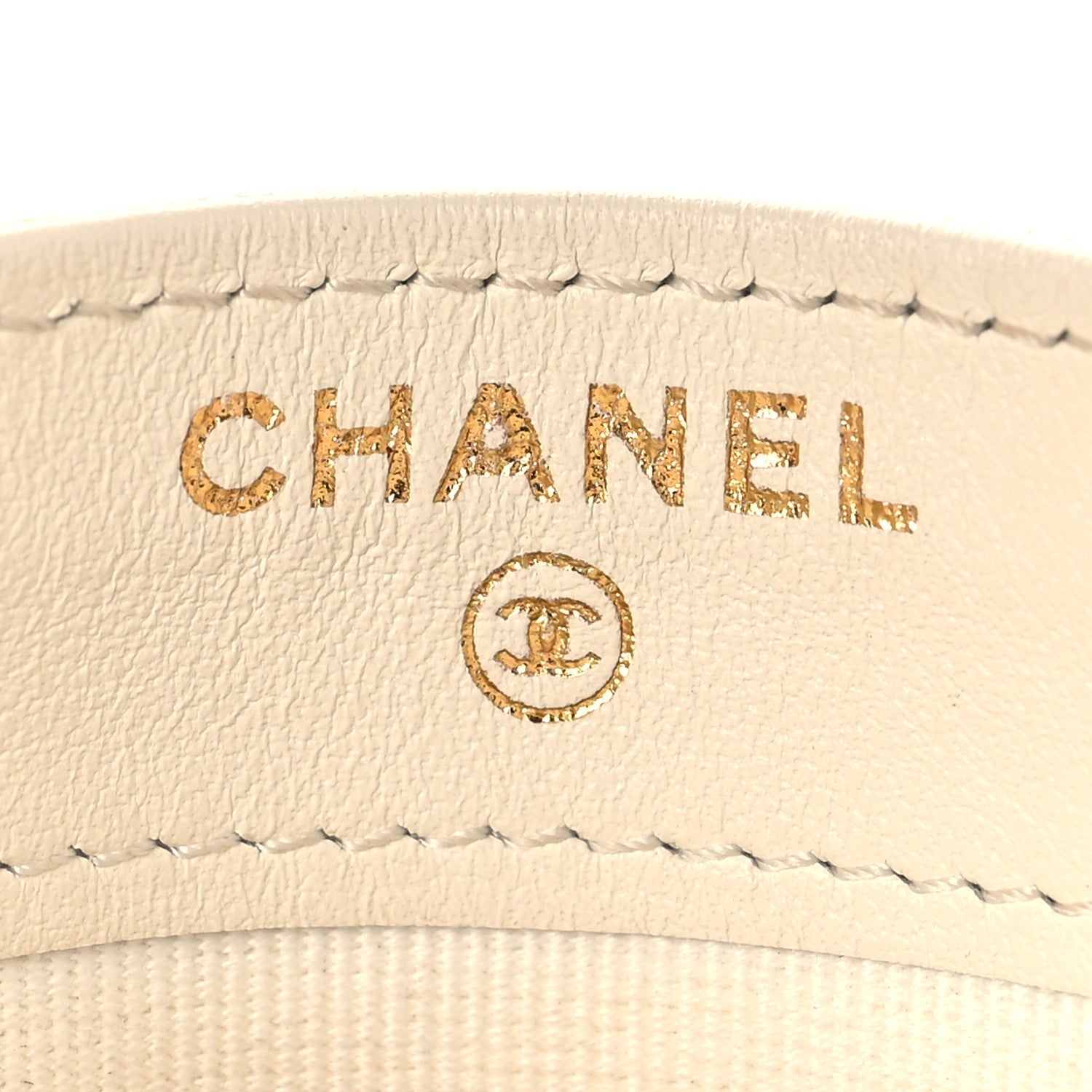 Caviar Quilted CC Logo Card Holder White