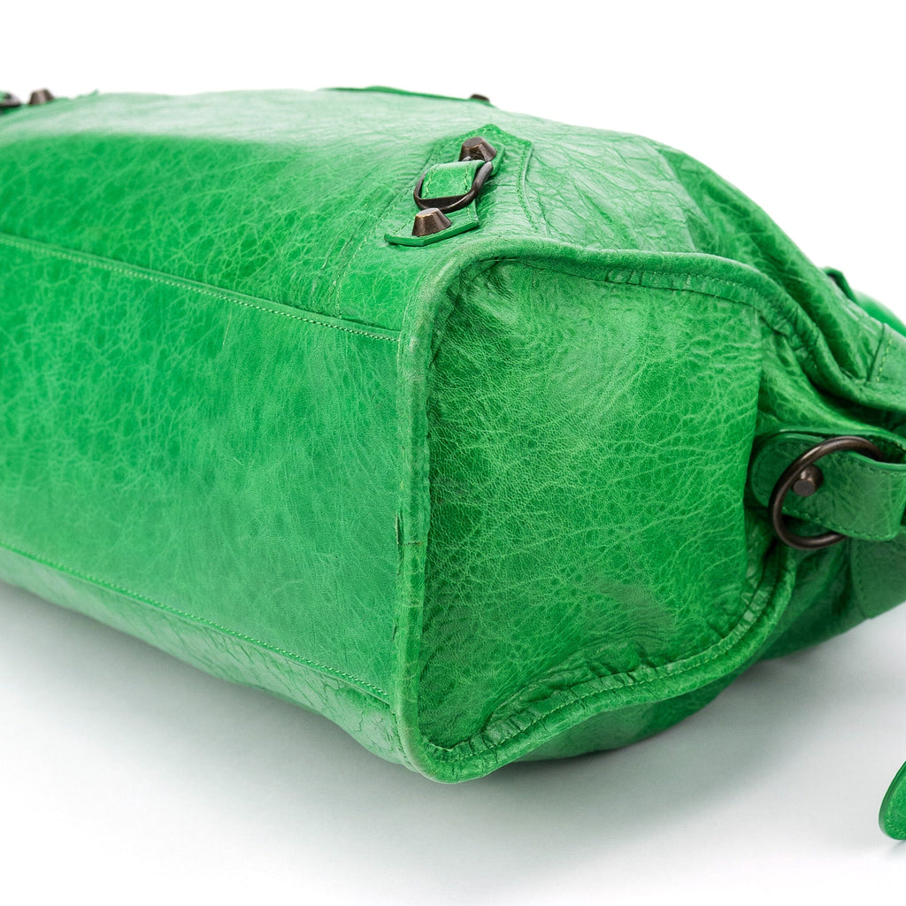 115748 Green Lambskin City Bag