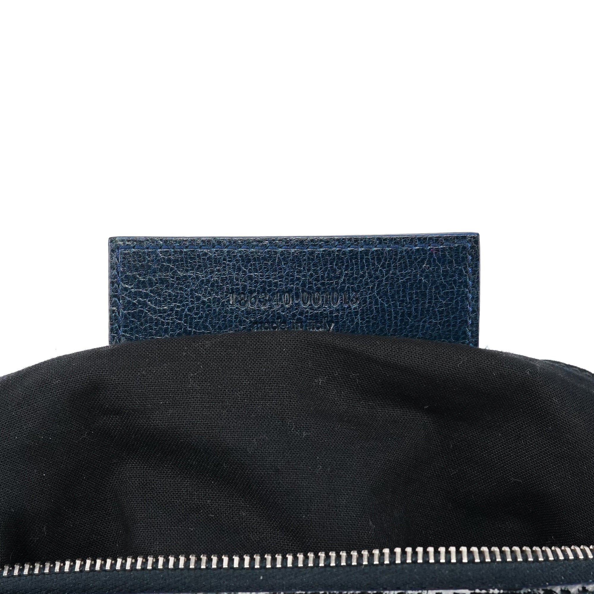 186340 Navy Leather Crest Logo Shoulder Bag