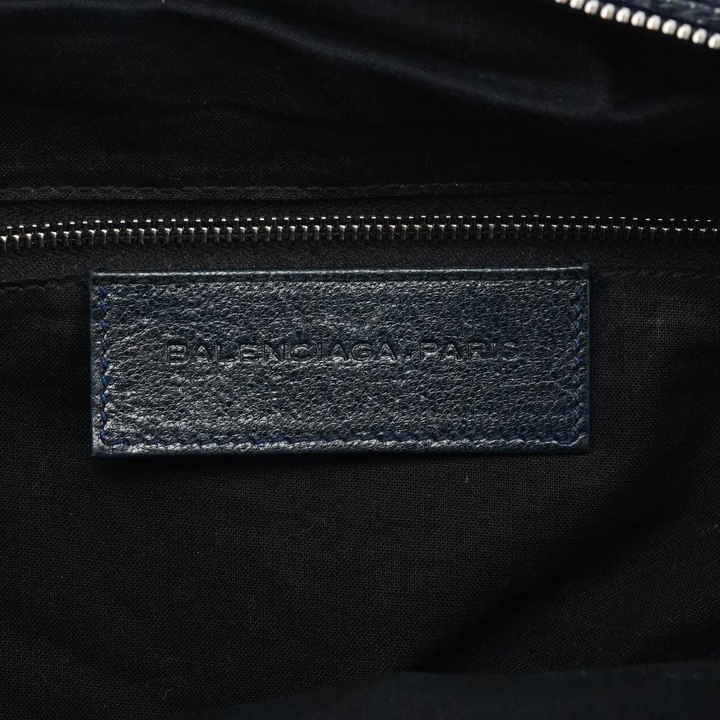 186340 Navy Leather Crest Logo Shoulder Bag