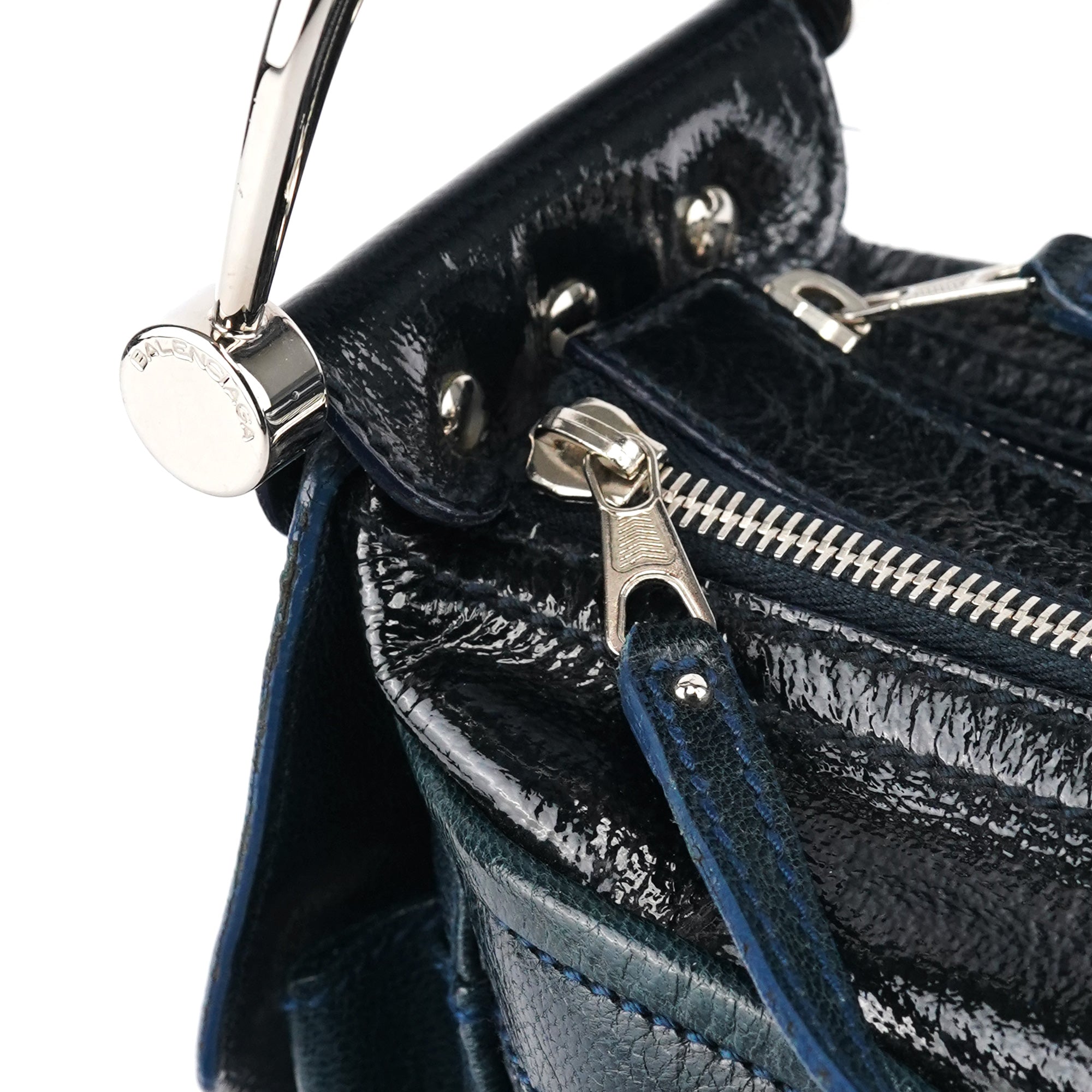 186340 Navy Leather Crest Logo Shoulder Bag