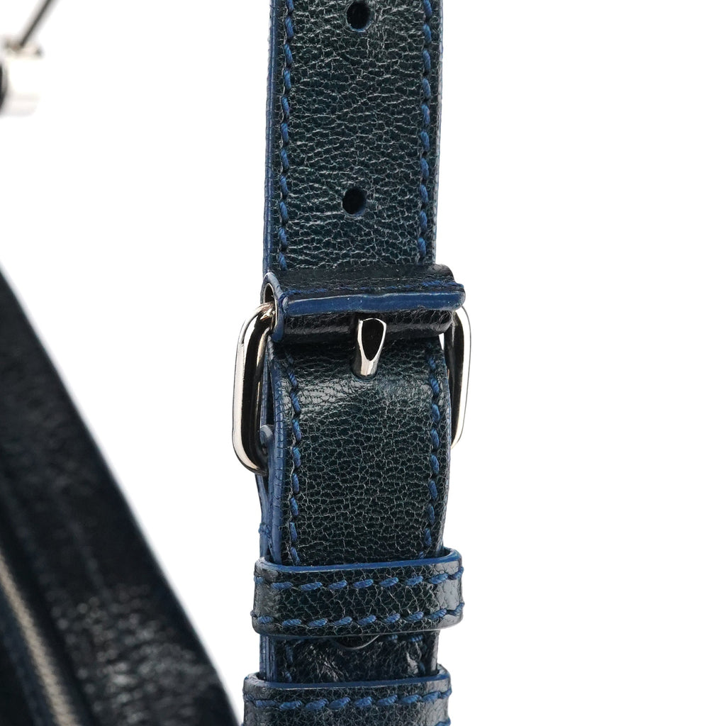 186340 Navy Leather Crest Logo Shoulder Bag