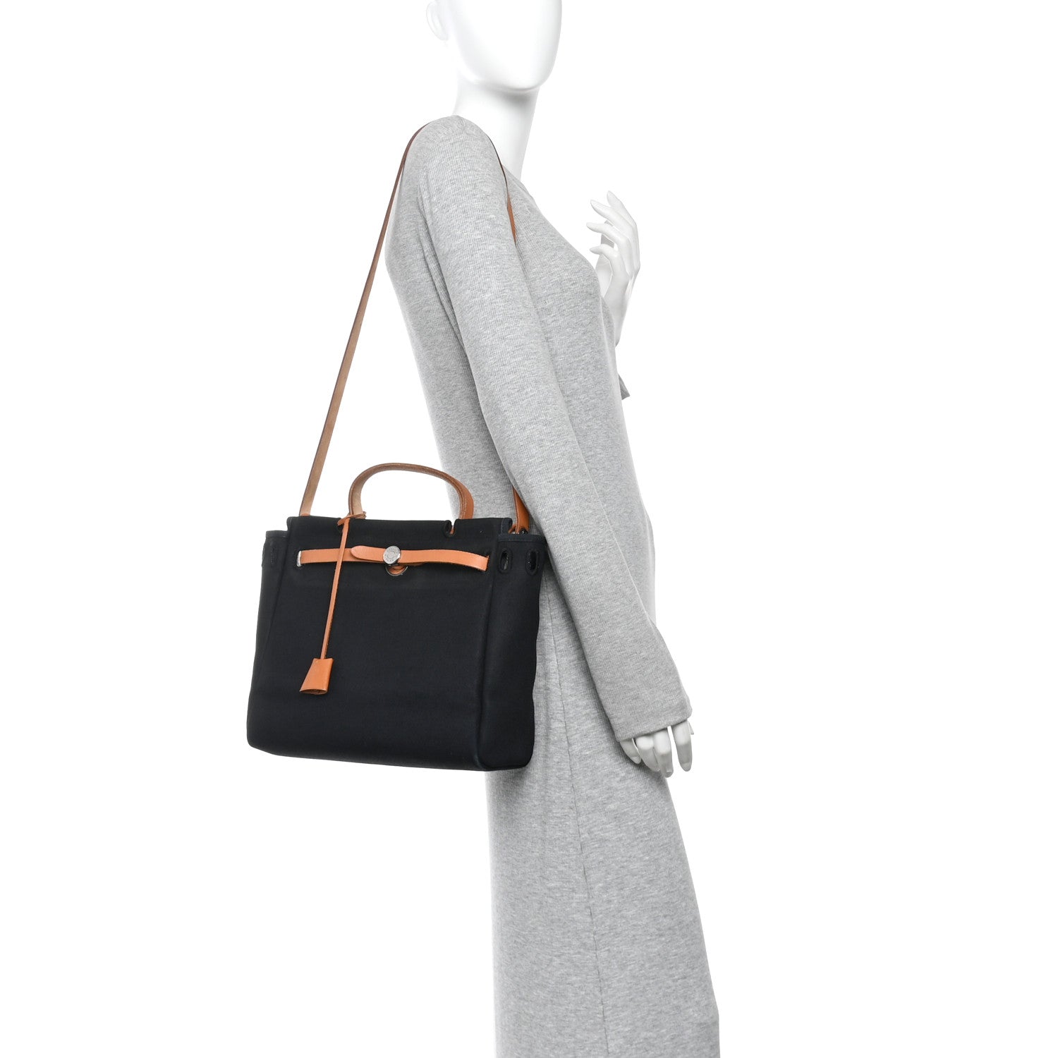 Toile Vache Calfskin Herbag 30 PM Black Natural