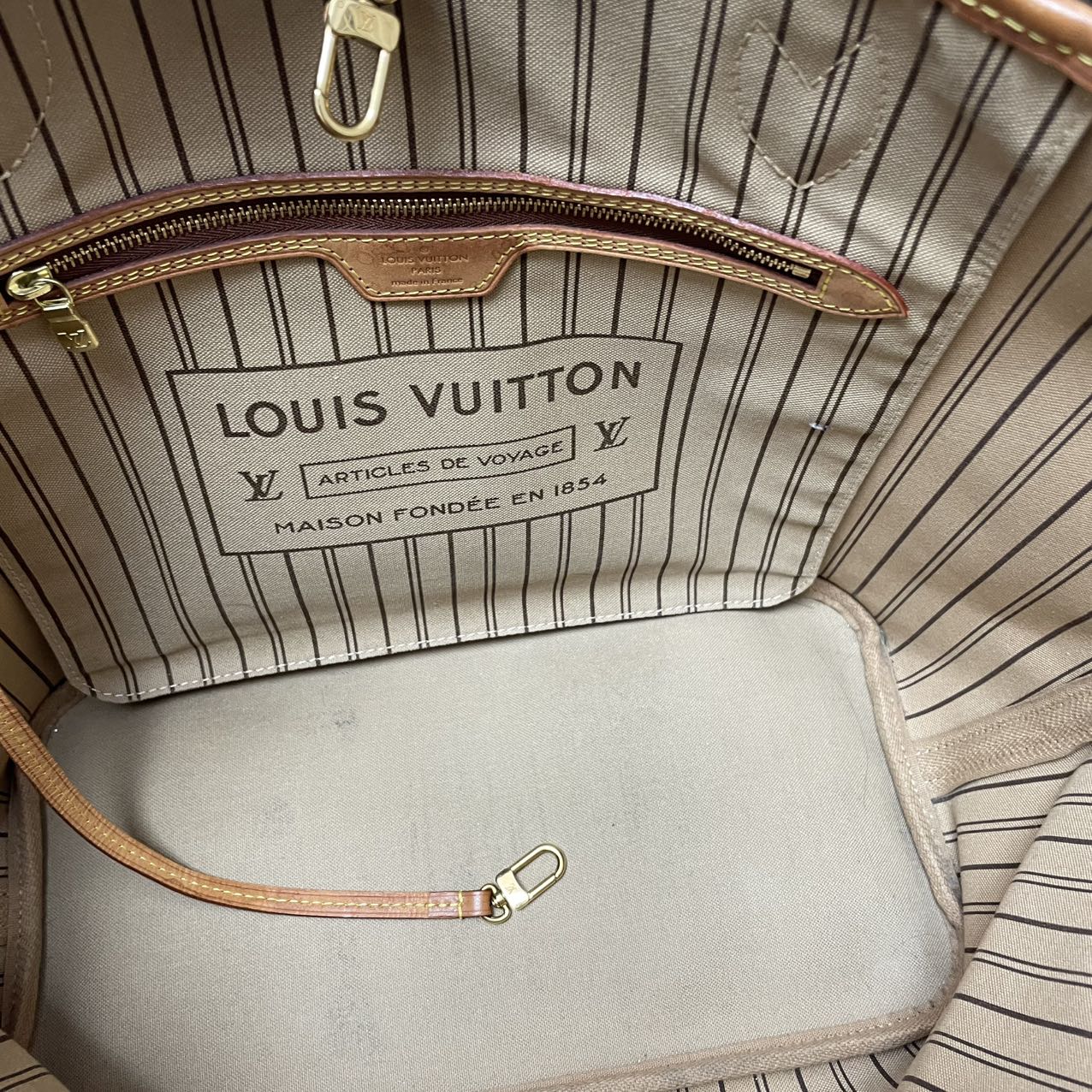 Louis Vuitton Monogram Neverfull MM Tote Bag 2013