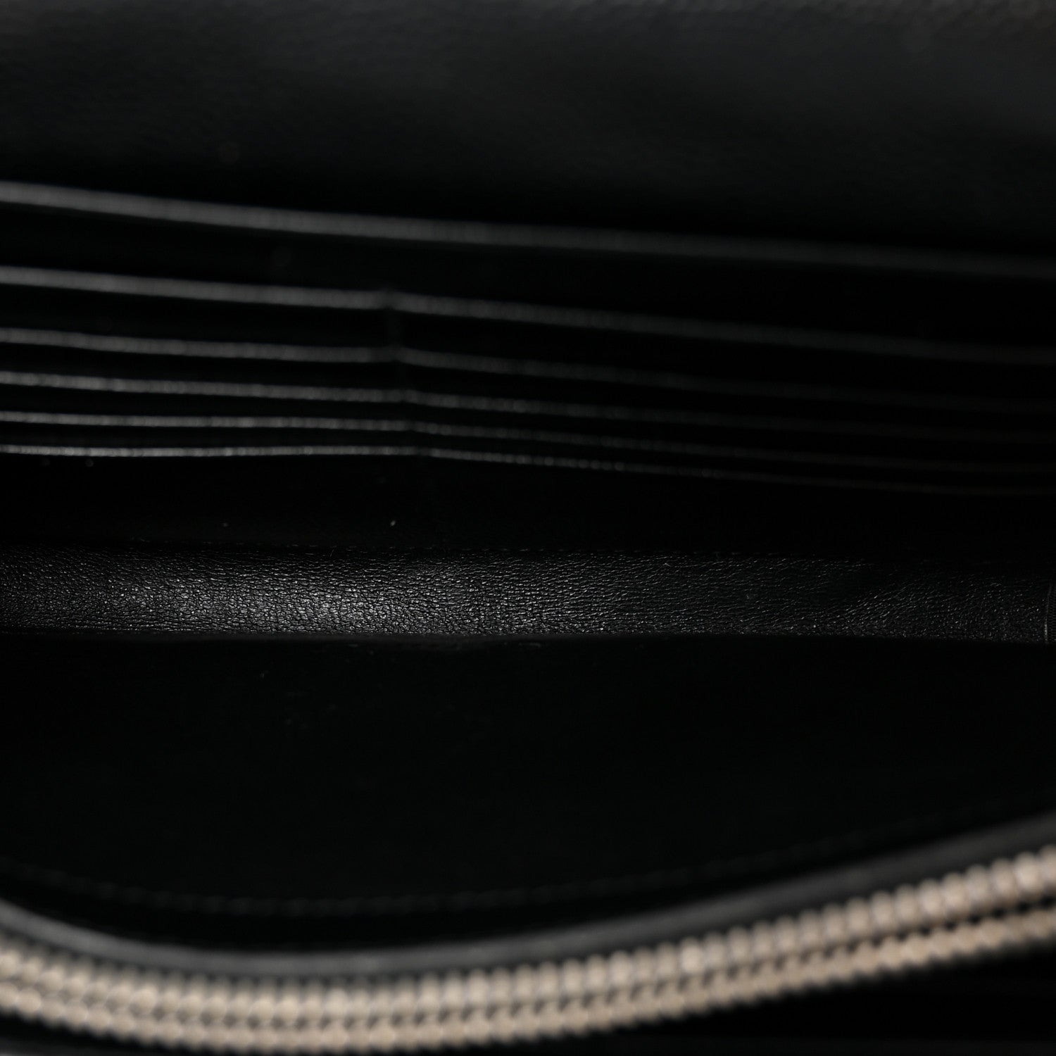 Grain De Poudre Matelasse Chevron Monogram Chain Wallet Black
