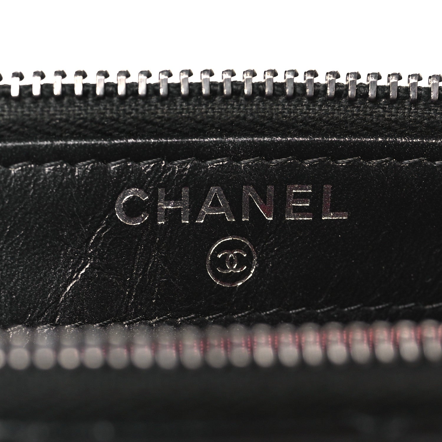 Aged Calfskin Quilted Small Gabrielle Clutch With Chain Black