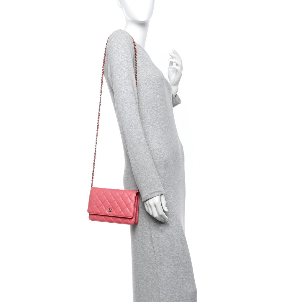 Caviar Quilted Wallet on Chain WOC Pink