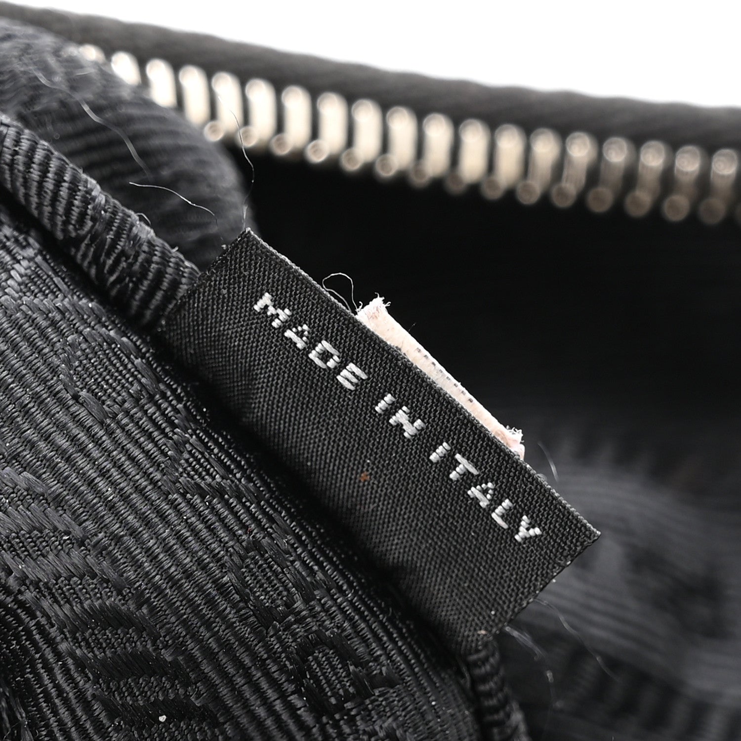 Nylon Re-Edition 2005 Shoulder Bag Black