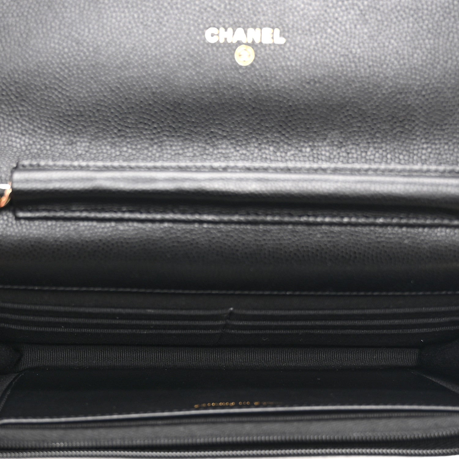 Caviar Quilted Crystal CC Wallet On Chain WOC Black