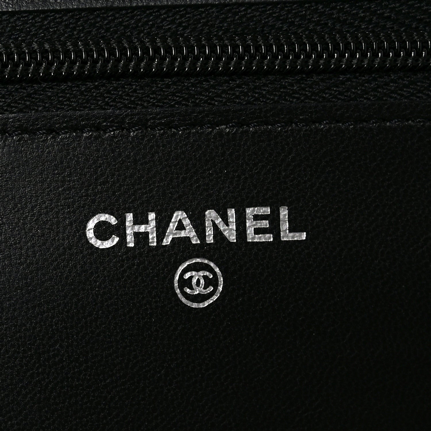 Lambskin Quilted Wallet On Chain WOC Black