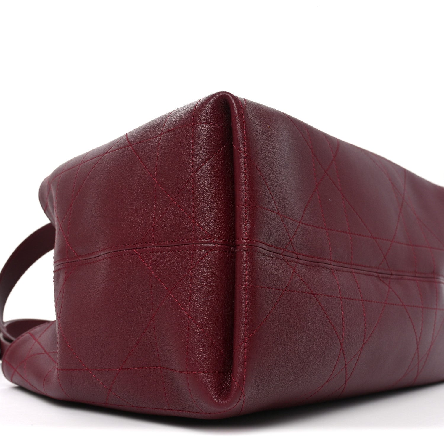 Calfskin Macrocannage Medium Toujours Vertical Tote Burgundy