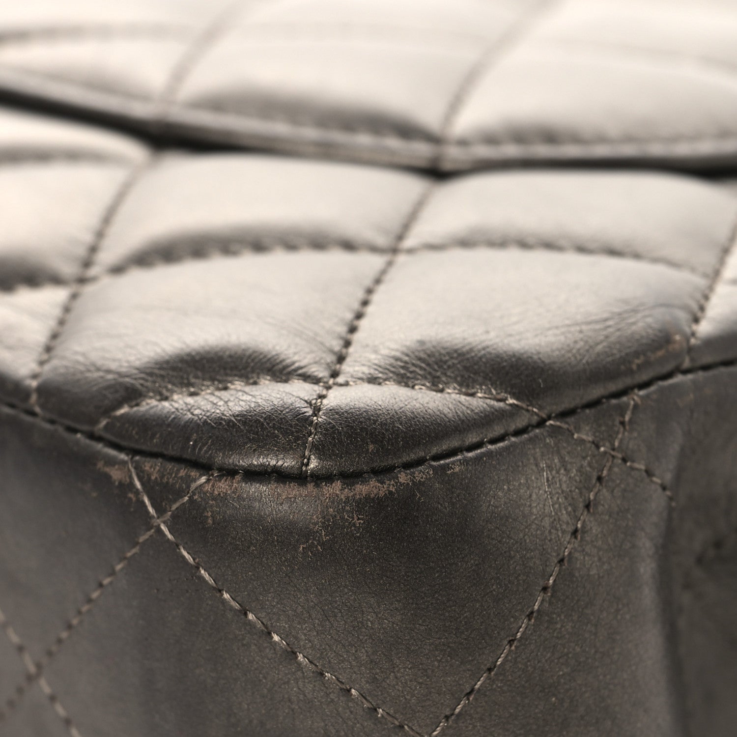 Metallic Lambskin Quilted Jumbo Double Flap Pewter