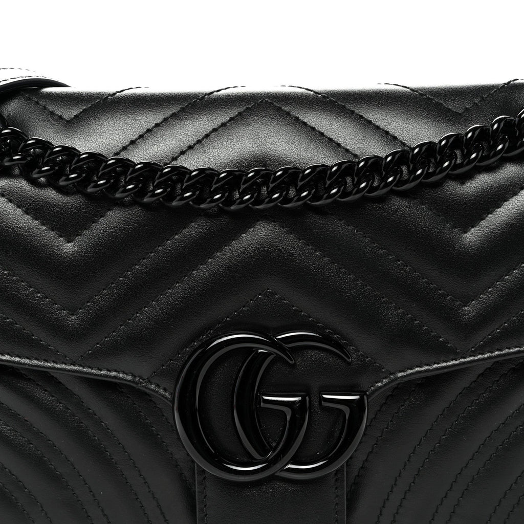 Calfskin Matelasse Monochrome Small GG Marmont Shoulder Bag Black