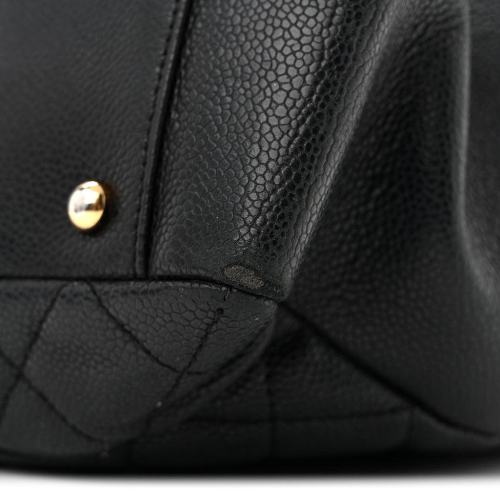 Caviar Quilted XL Grand Shopping Tote GST Black