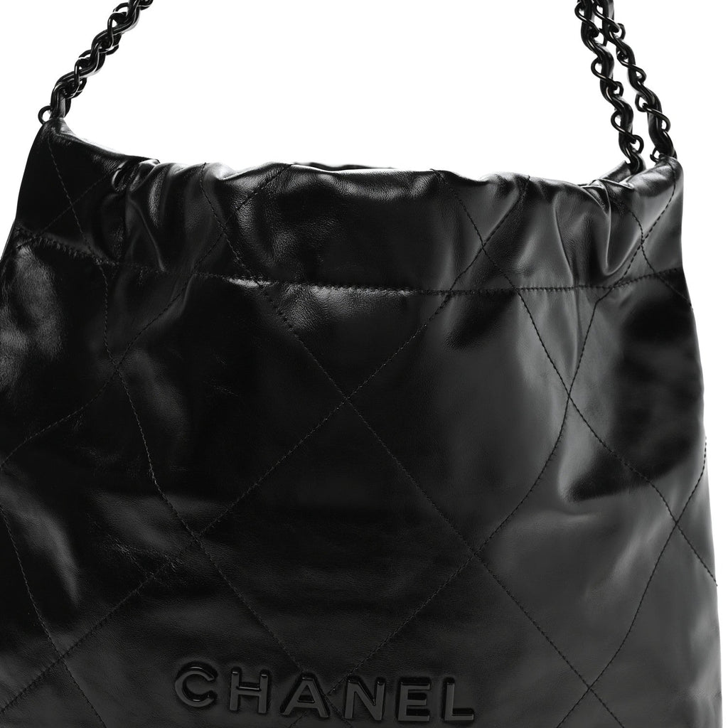 Shiny Calfskin Quilted Small Chanel 22 So Black