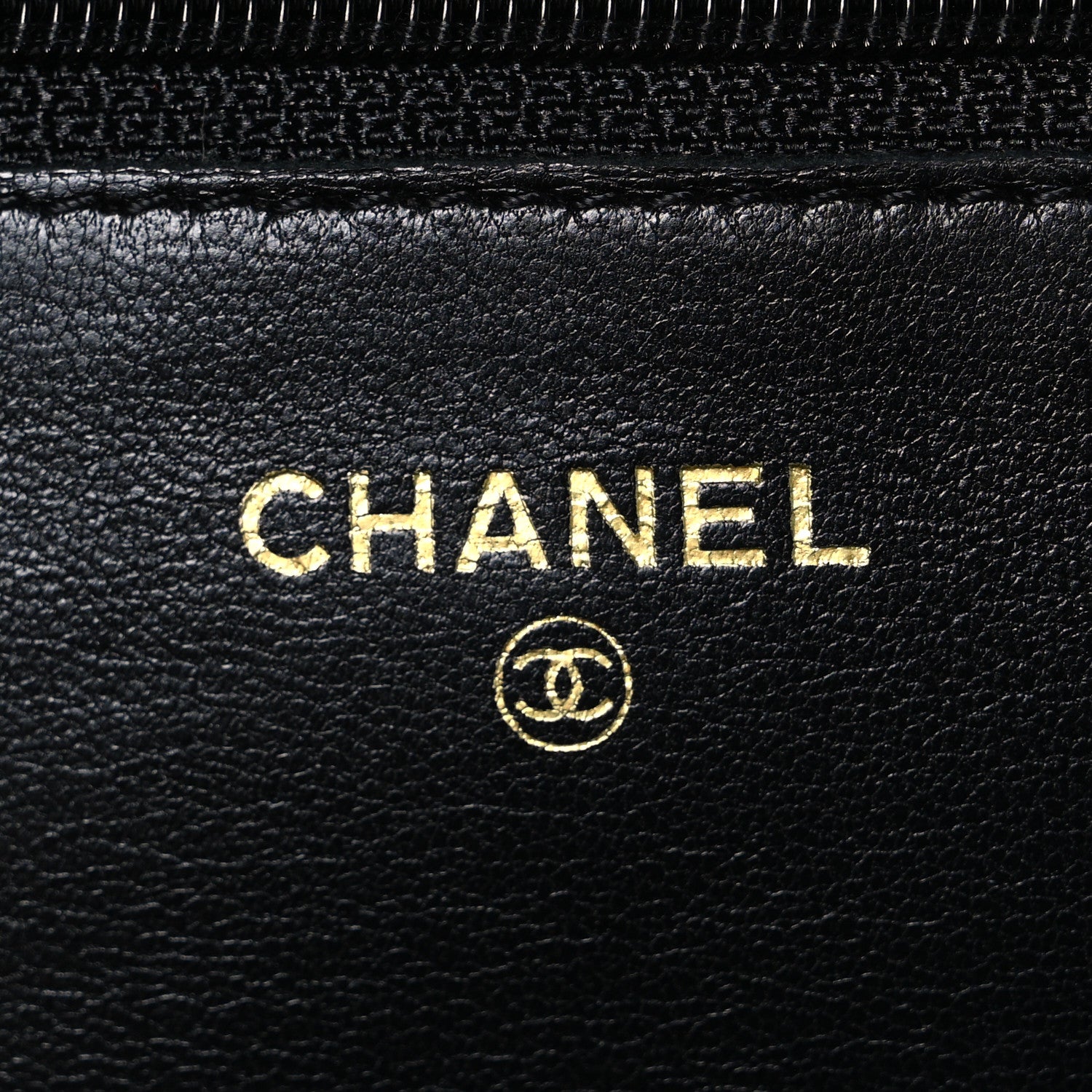 Lambskin Quilted Wallet On Chain WOC Black