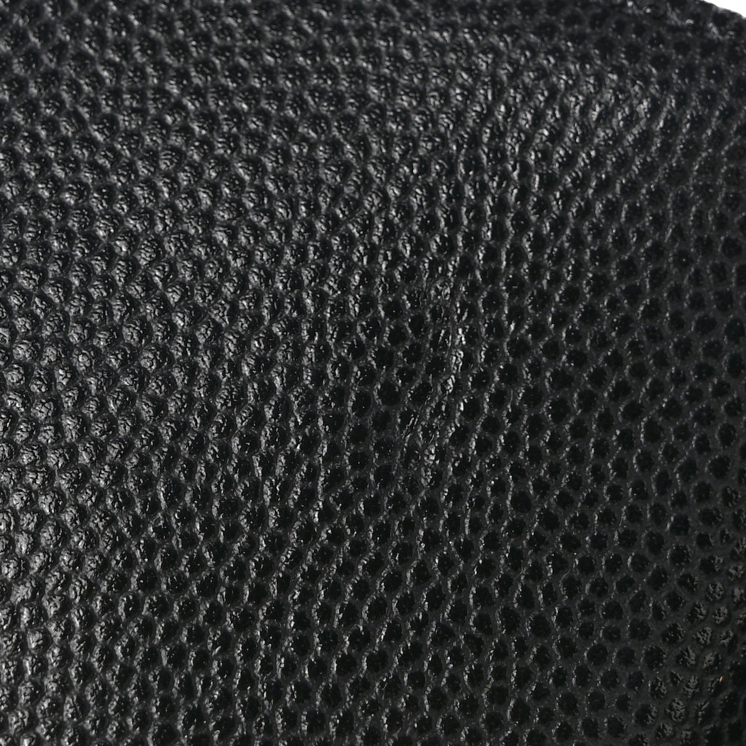 Caviar Quilted Chain CC Quilted Compact Flap Card Holder Black