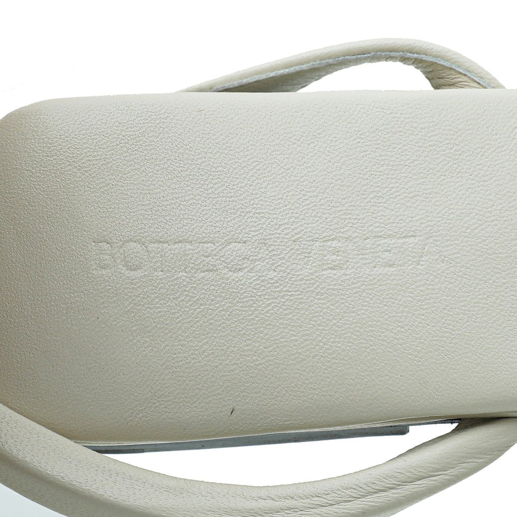 Bottega Veneta Cream Spiral Flat Sandals 40