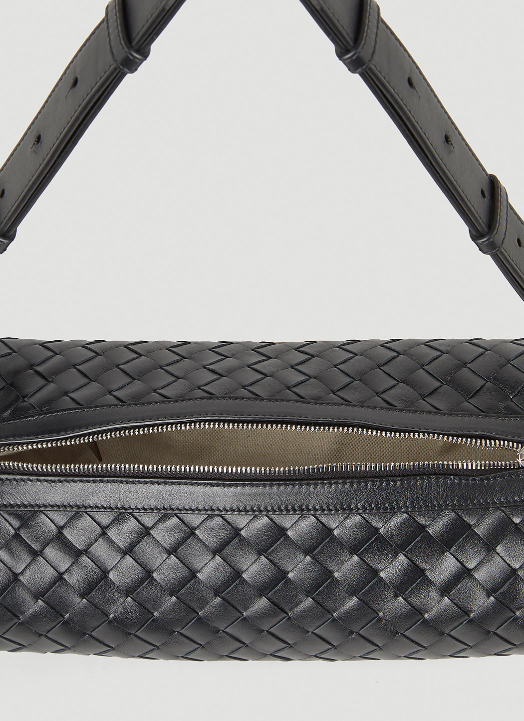 Bottega Veneta Men Cannolo Crossbody Bag