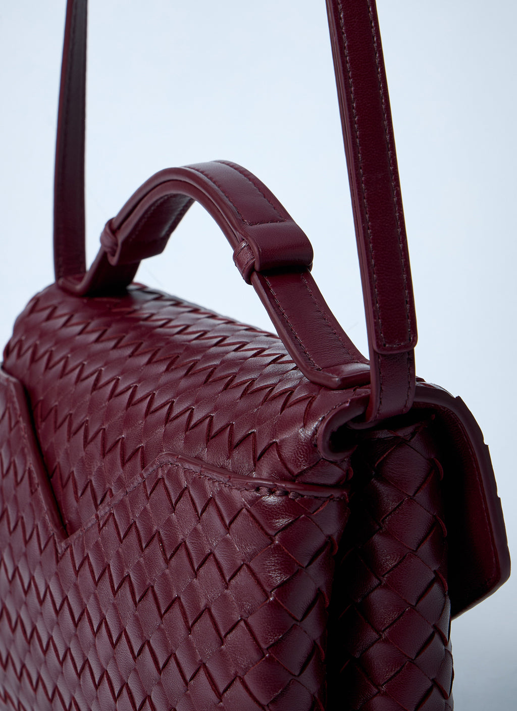 Bottega Veneta Women Knot Lock Crossbody Bag