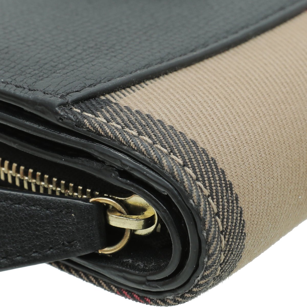 Burberry Bicolor House Check French Wallet