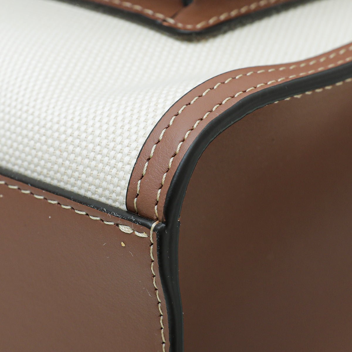Burberry Bicolor Pocket Tote Medium Bag