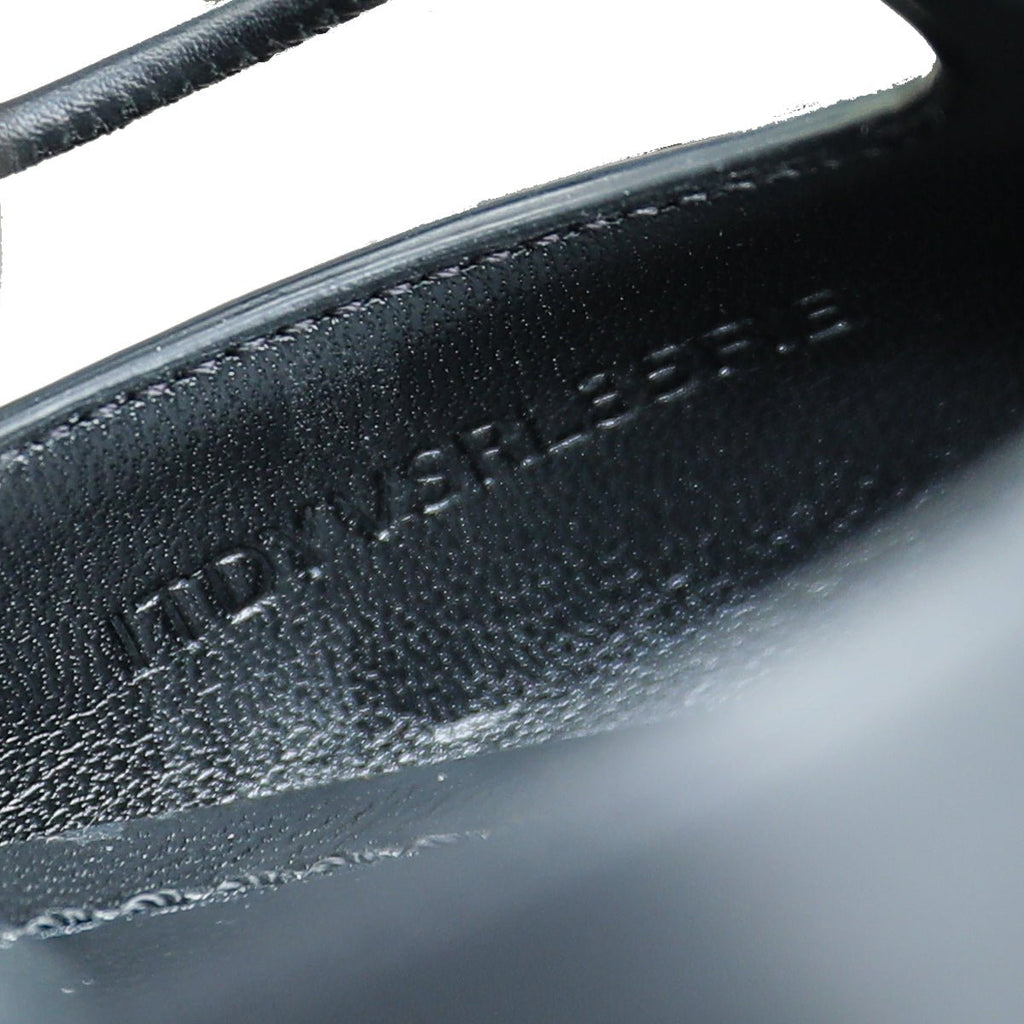 Burberry Black Cut Out Laced Leather Pump 39