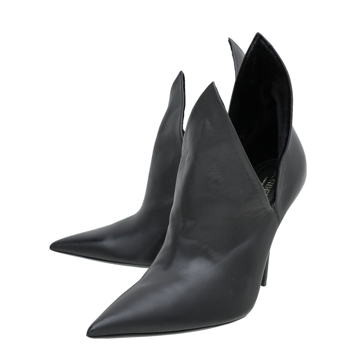 Burberry Black Essendon Pumps 37
