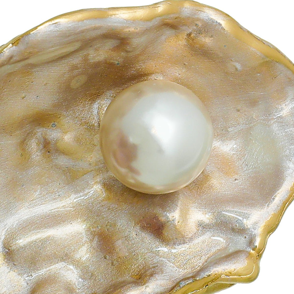 Burberry Ivory Oyster Enamel Mother Of Pearl Brooch