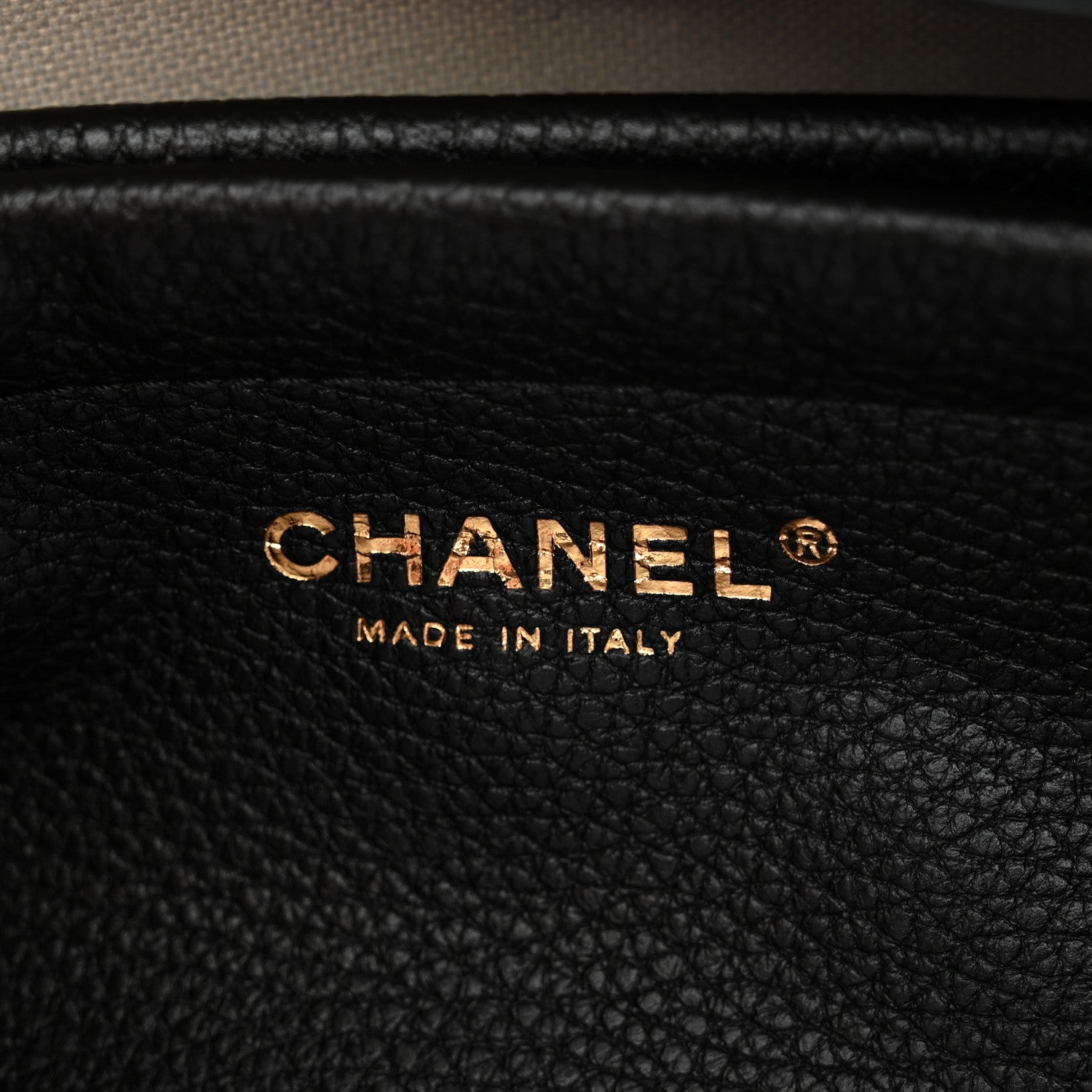 Grained Calfskin Urban Essentials Small Shopping Bag Black