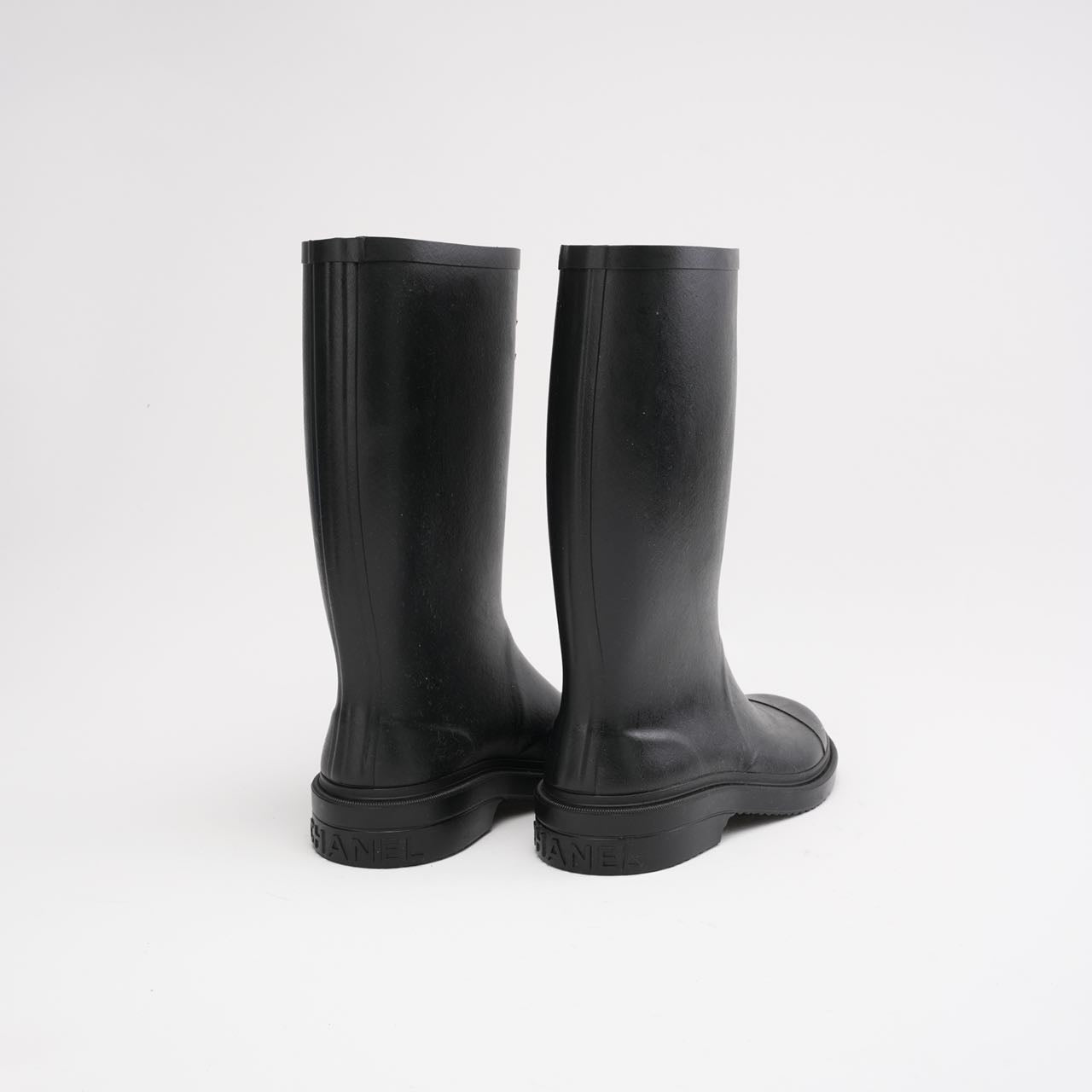 Chanel Classic Rain Boots in Black / White With CC Logo 39