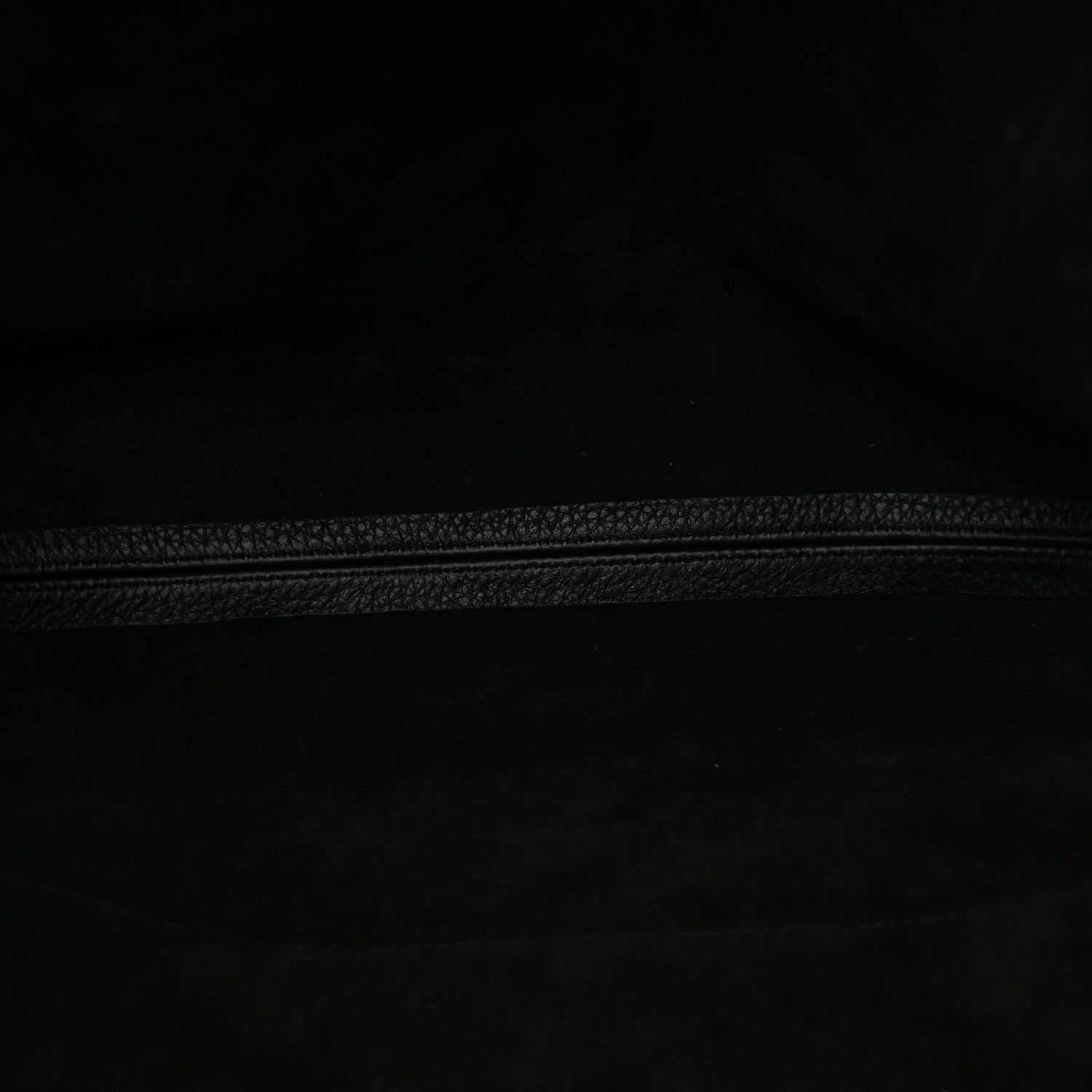 Grained Calfskin Blake Hobo Black