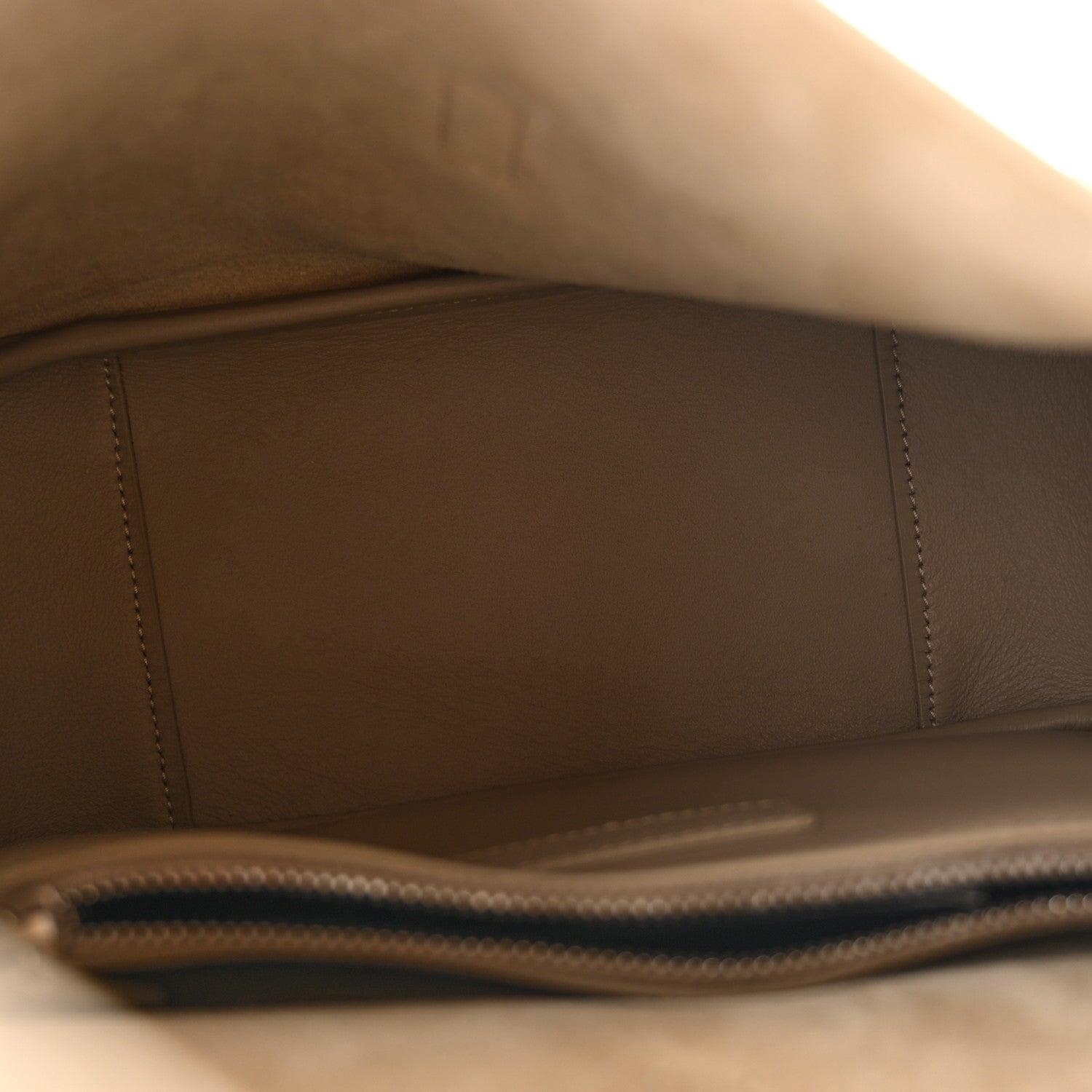 Smooth Calfskin Small Le 5 A 7 Soft Hobo Sea Salt