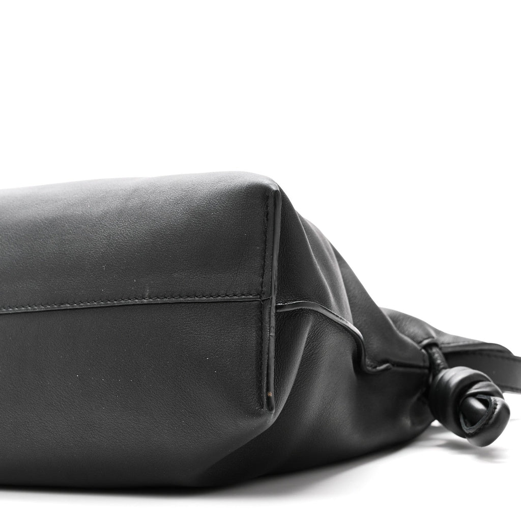 Nappa Calfskin Medium Flamenco Knot Clutch Black