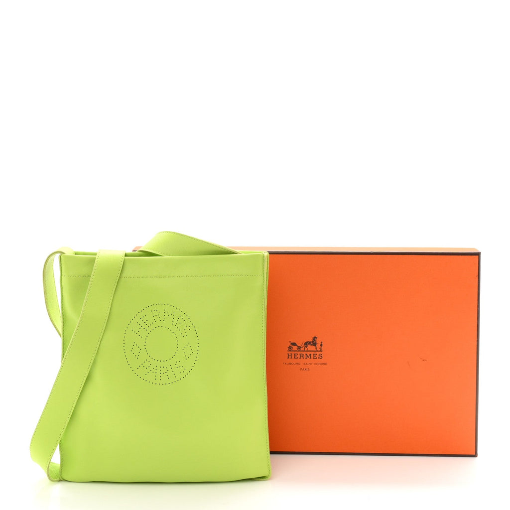 Lambskin Clou De Selle Pouch Kiwi